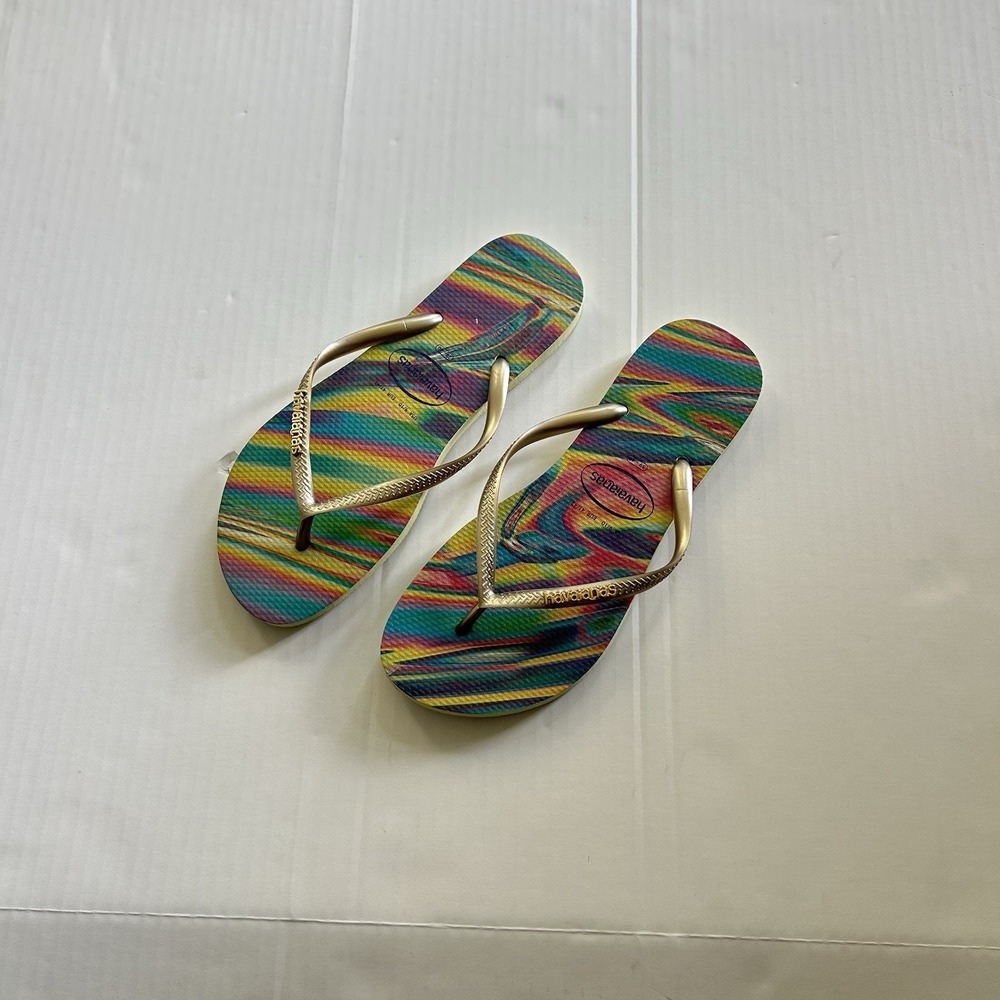 Havaianas Iridescent Flip Flops Rainbow Colorful Y2K Style Beach